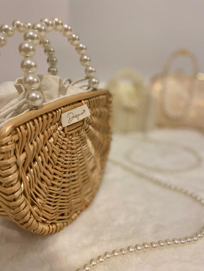 Die Eleganz der Vergangenheit: Zeitloser Stil mit einer Vintage-Tasche