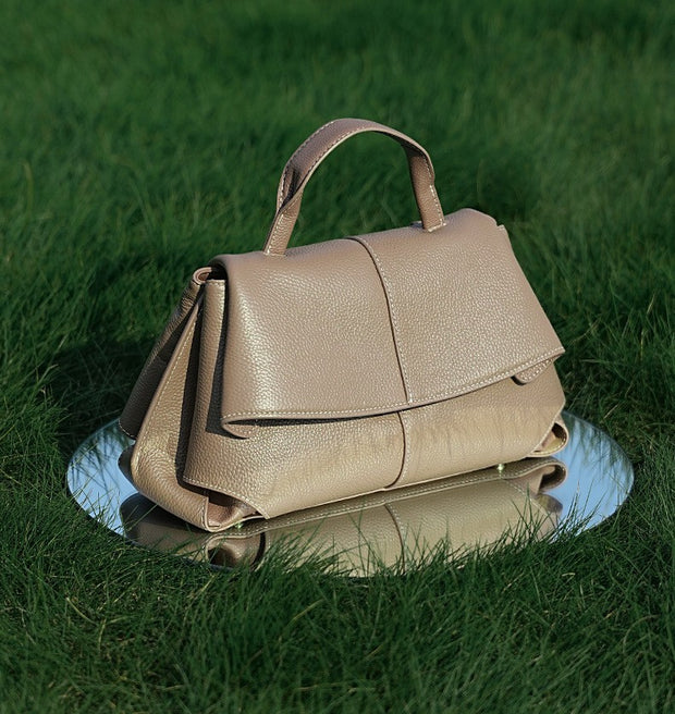 Lucienne Tasche