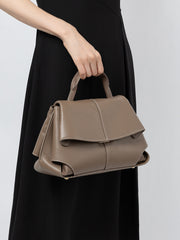 Lucienne Tasche